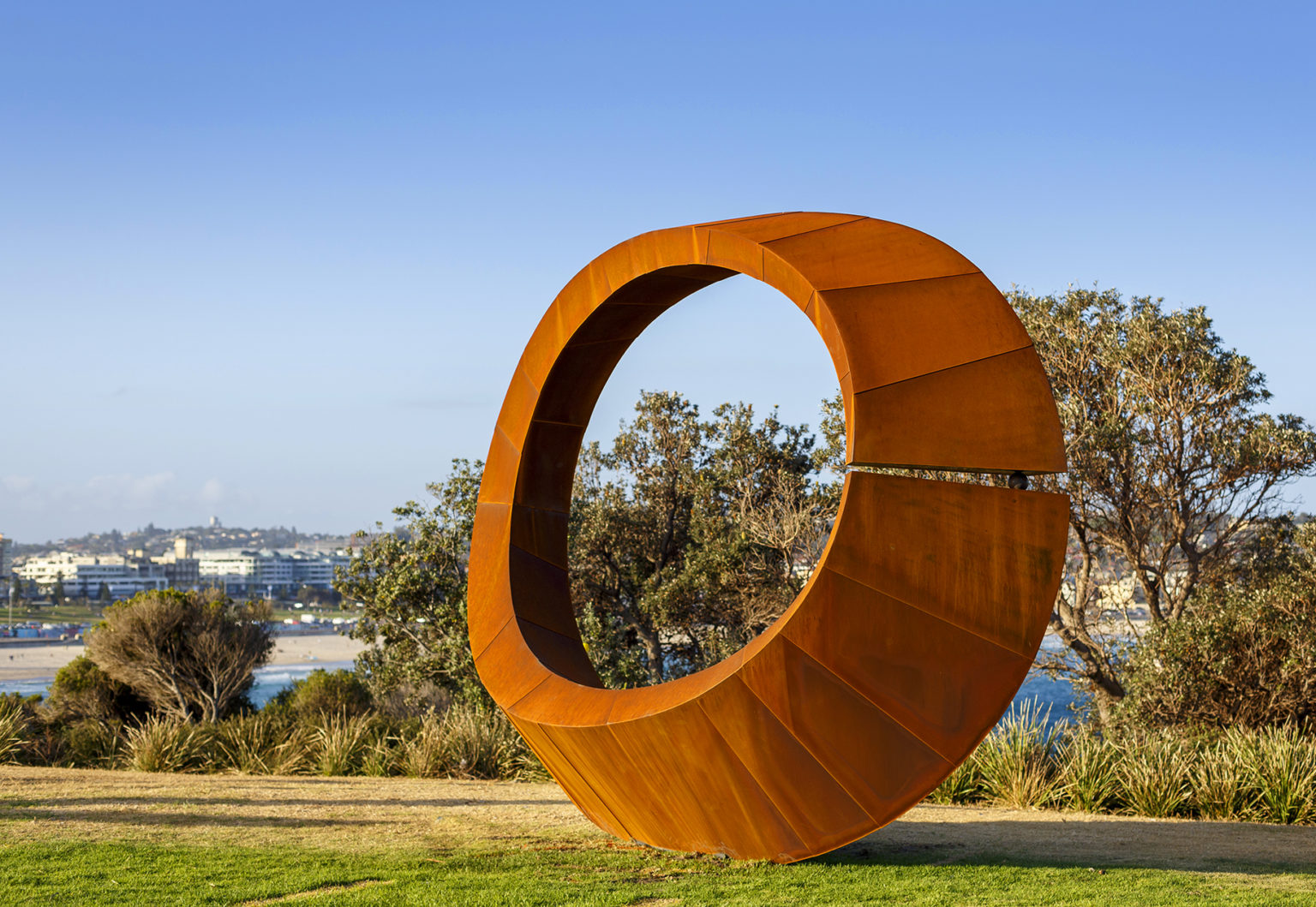 DavidBall_Orb_SxSBondi2017_JessicaWyld_02
