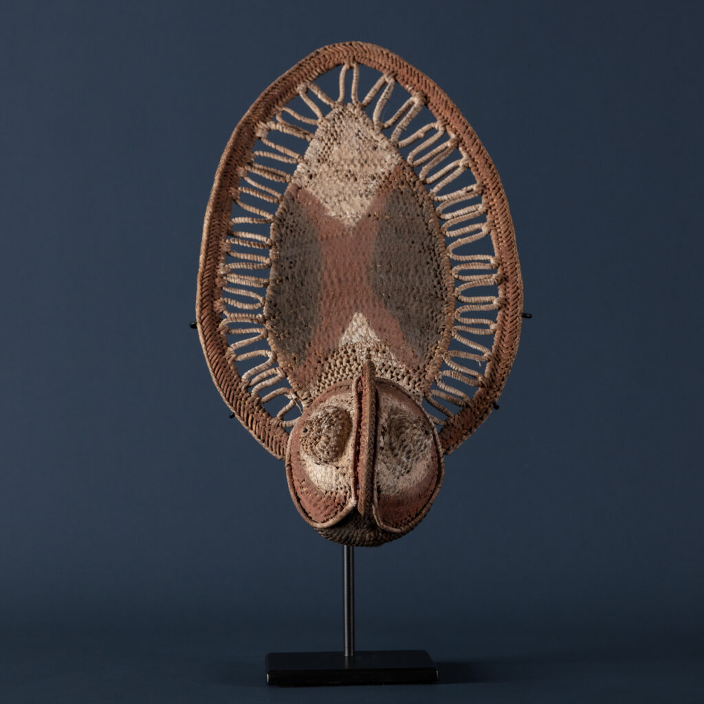 ヤム芋のマスク　パプアニューギニア　アベラム族　yam mask アンティーク ヤム芋のマスク パプアニューギニア アベラム族 yam mask