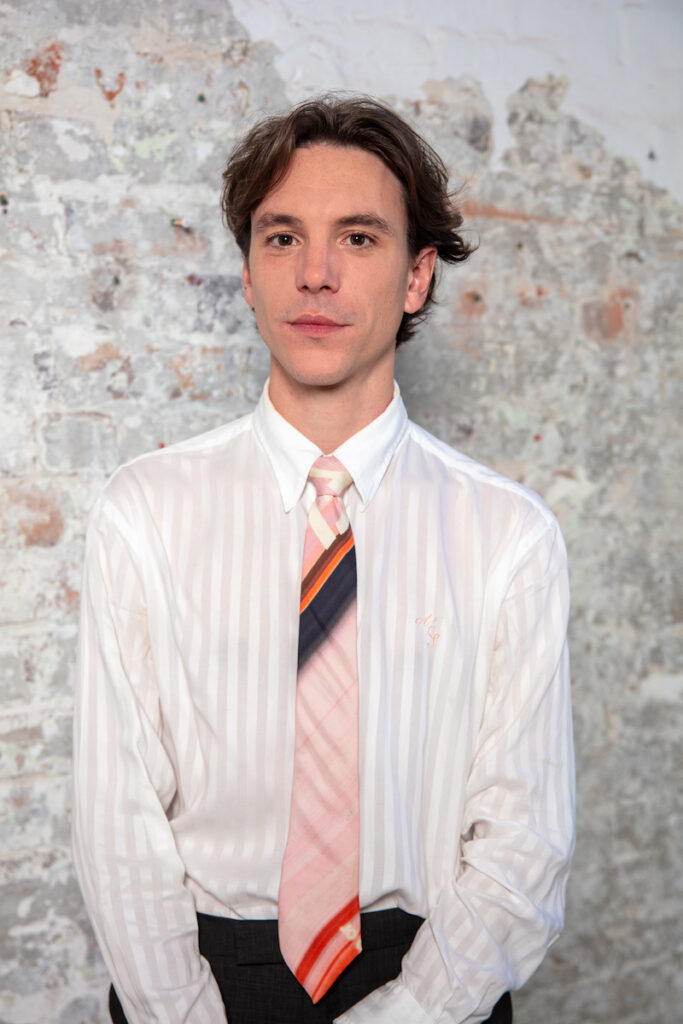 HarryRoberts-9812-Edit WEB